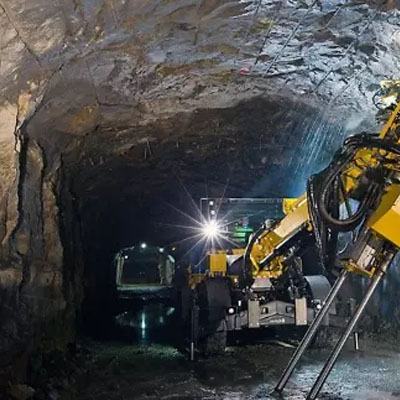 Equipos de perforación para voladura minera